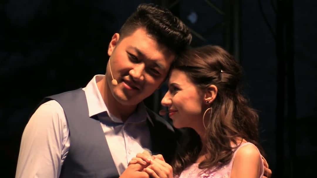 Adriana Gheorghisor & Fang Shuang - A Whole New World