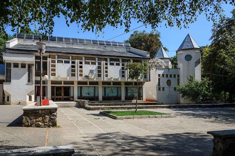 Casa de Cultură a Municipiului "Mihai Ursachi", Iaşi, Iași