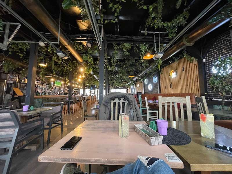 GREEN PUB Constanța, Constanța