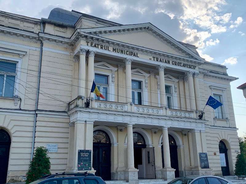 Teatrul Traian Grozavescu, Lugoj