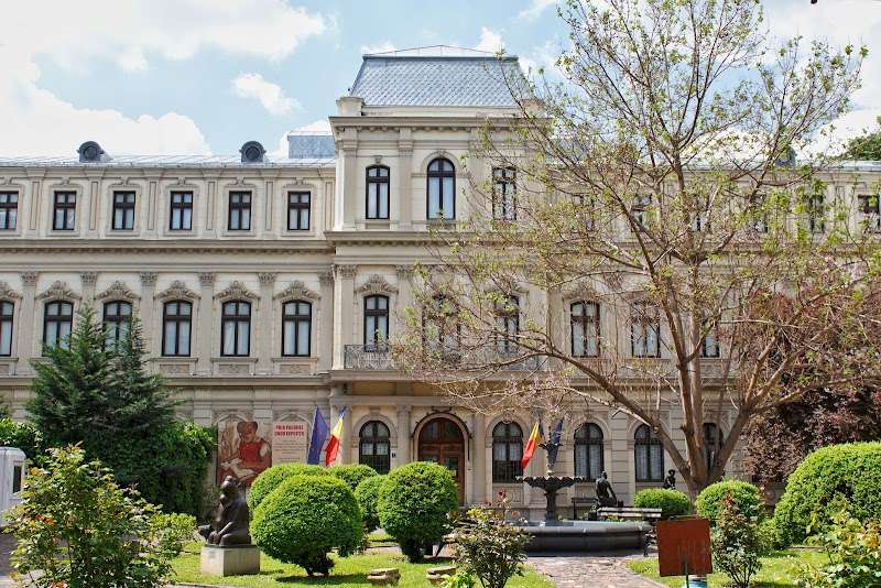 Muzeul Colectiilor de Arta, București