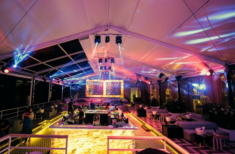 KAYO Club, București