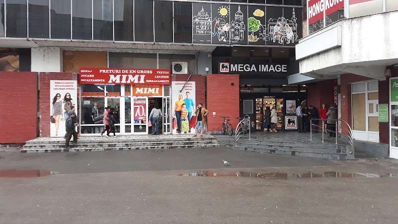 Piața Mihai Viteazu nr 17, intrarea pe lângă Piața cu flori, 400104 Cluj-Napoca, Romania, Cluj-Napoca