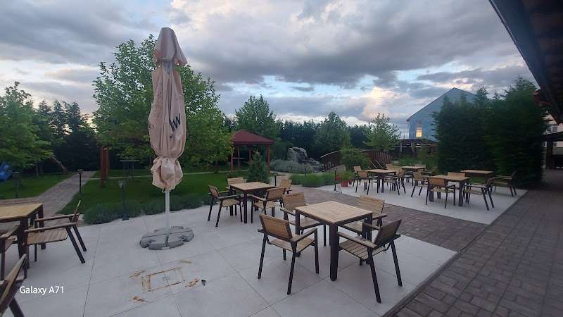 Hotel Central-Gradina de vara, Ineu (Arad)