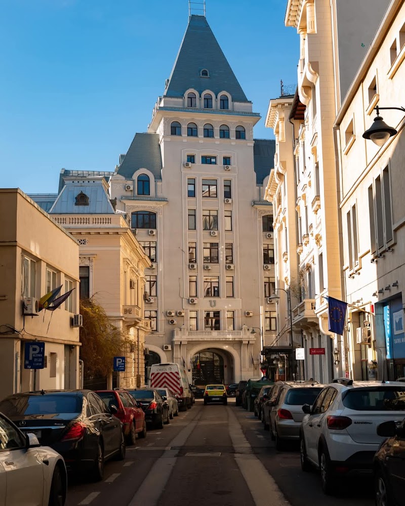 Ion Brezoianu 23-25, Palatul Universul, Et. 5, Bucharest, Romania, București