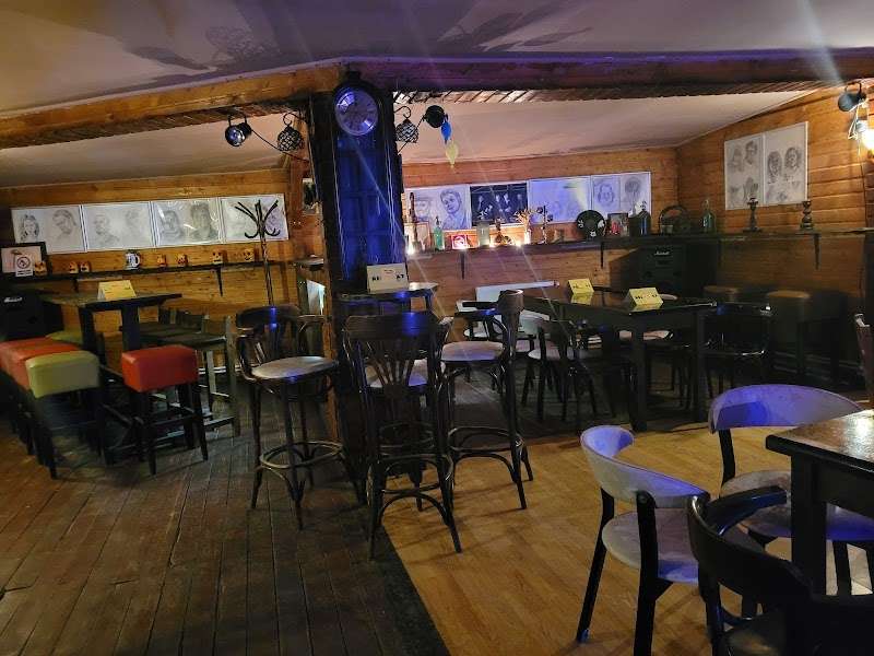 Club Touche, Băicoi