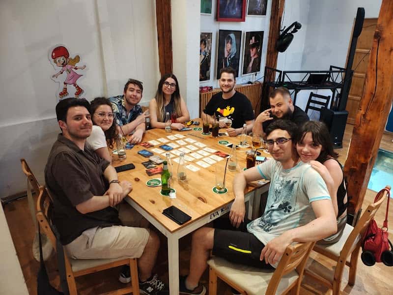 1UP Gamers Pub, București