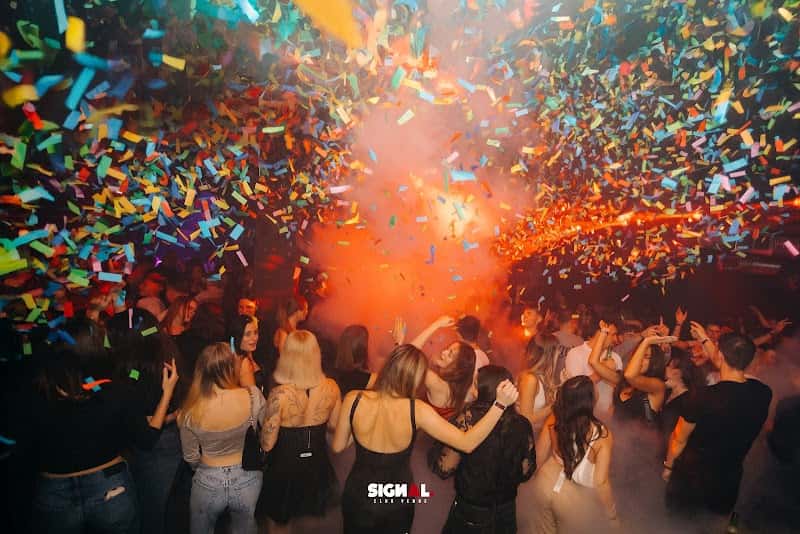 Signal Club, Târgu Mureș
